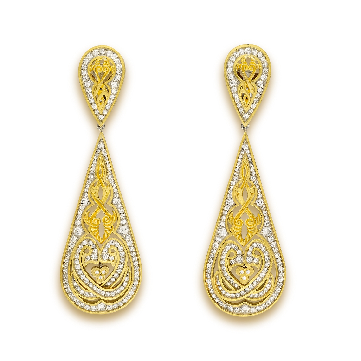 Waw Earrings